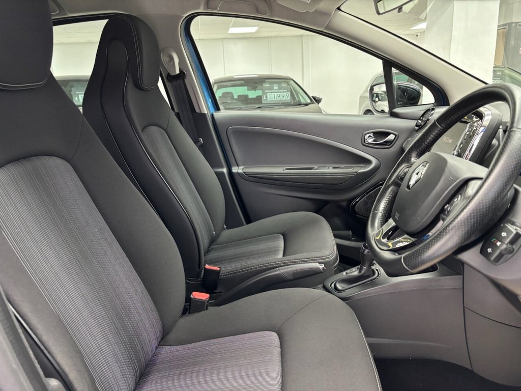 Used Renault Zoe 2019 for sale - 76867943: Photo 3
