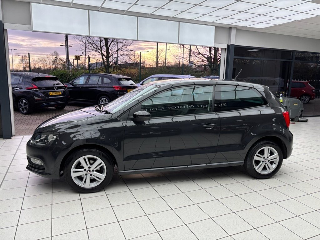 Used Volkswagen Polo 2016 for sale - 76841636: Photo 2