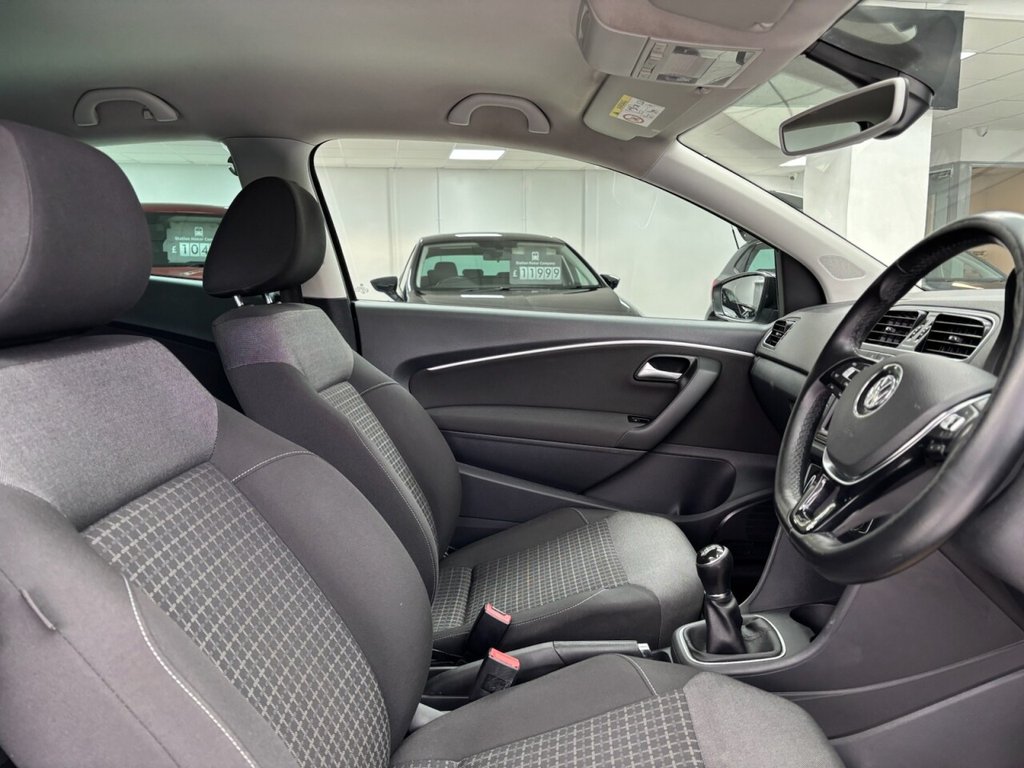 Used Volkswagen Polo 2016 for sale - 76841636: Photo 3