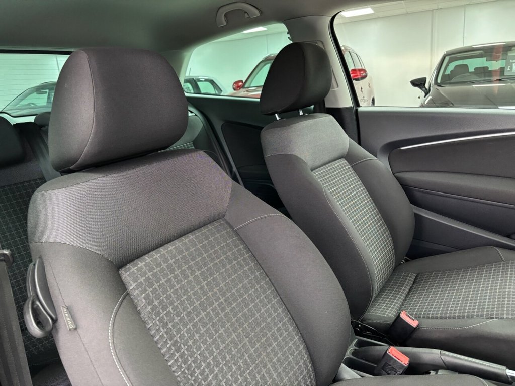 Used Volkswagen Polo 2016 for sale - 76841636: Photo 37