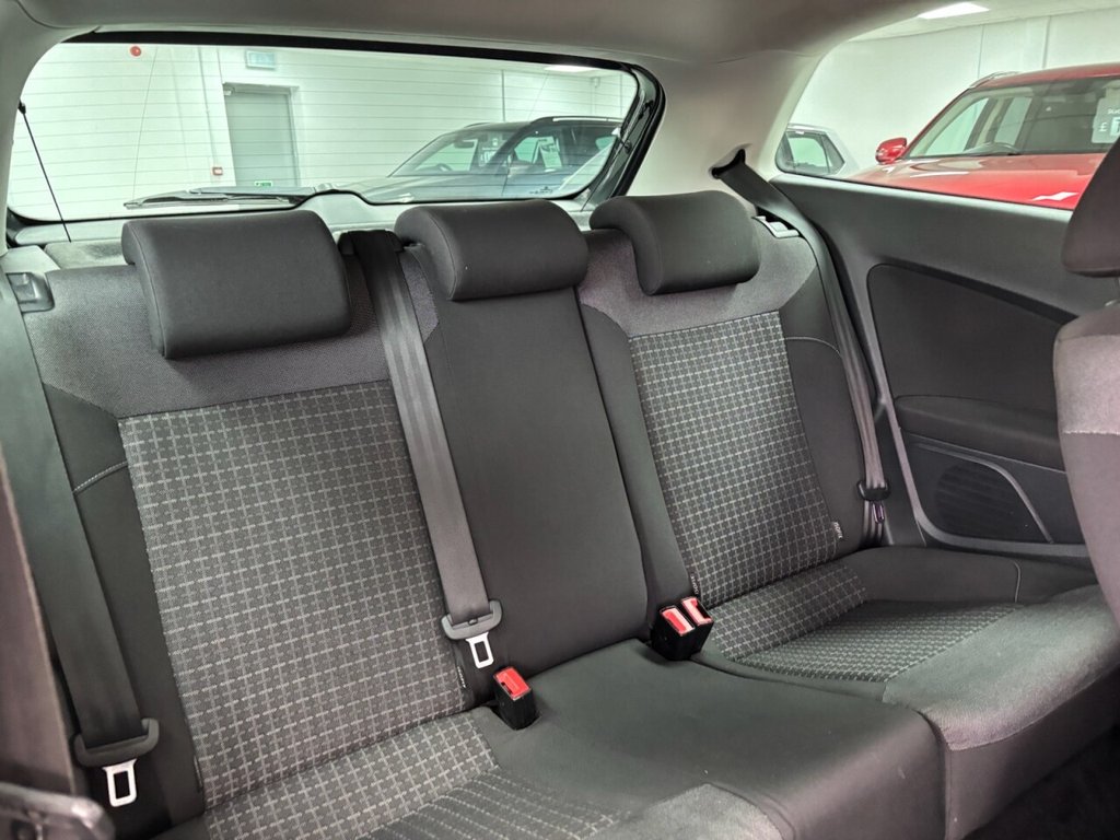 Used Volkswagen Polo 2016 for sale - 76841636: Photo 40