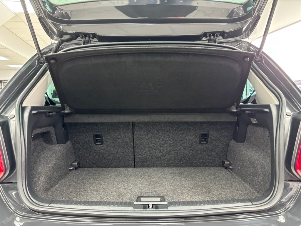 Used Volkswagen Polo 2016 for sale - 76841636: Photo 41