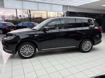 Used Mitsubishi Outlander 2020 for sale - 77422091: Photo