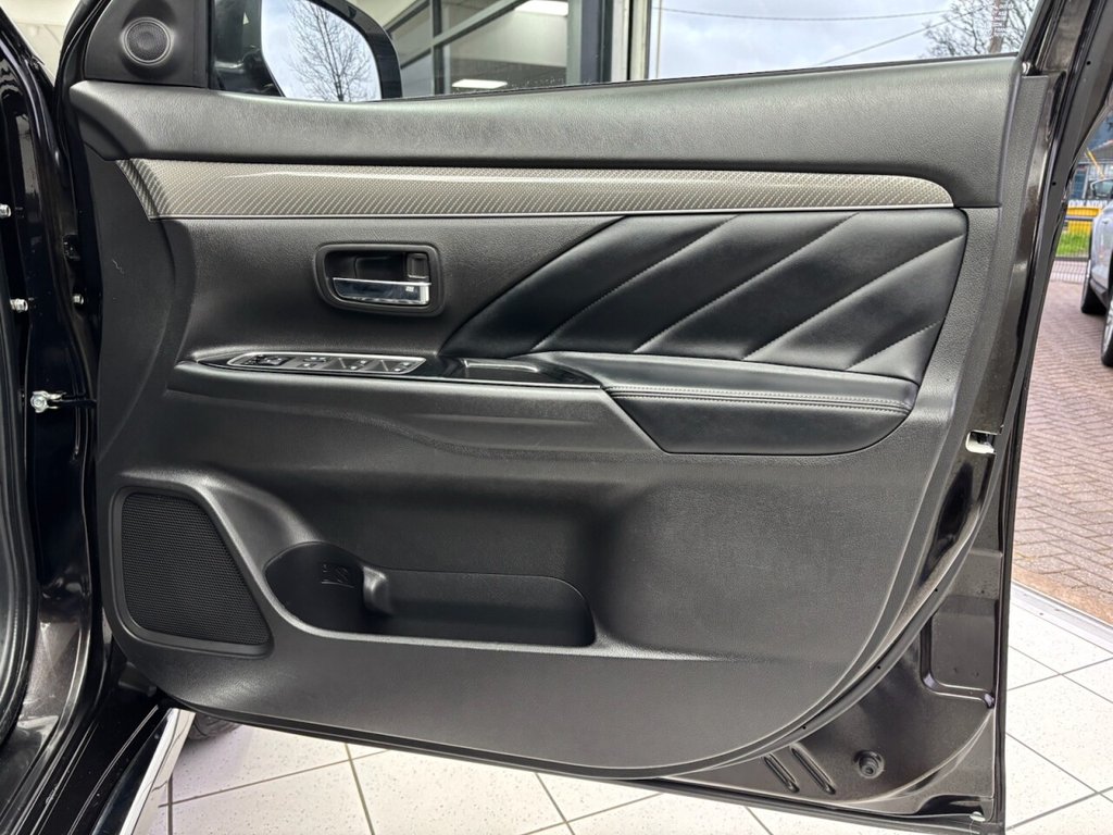 Used Mitsubishi Outlander 2020 for sale - 77422091: Photo 41