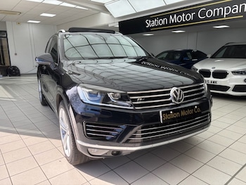 Used Volkswagen Touareg 2017 for sale - 77734753: Photo