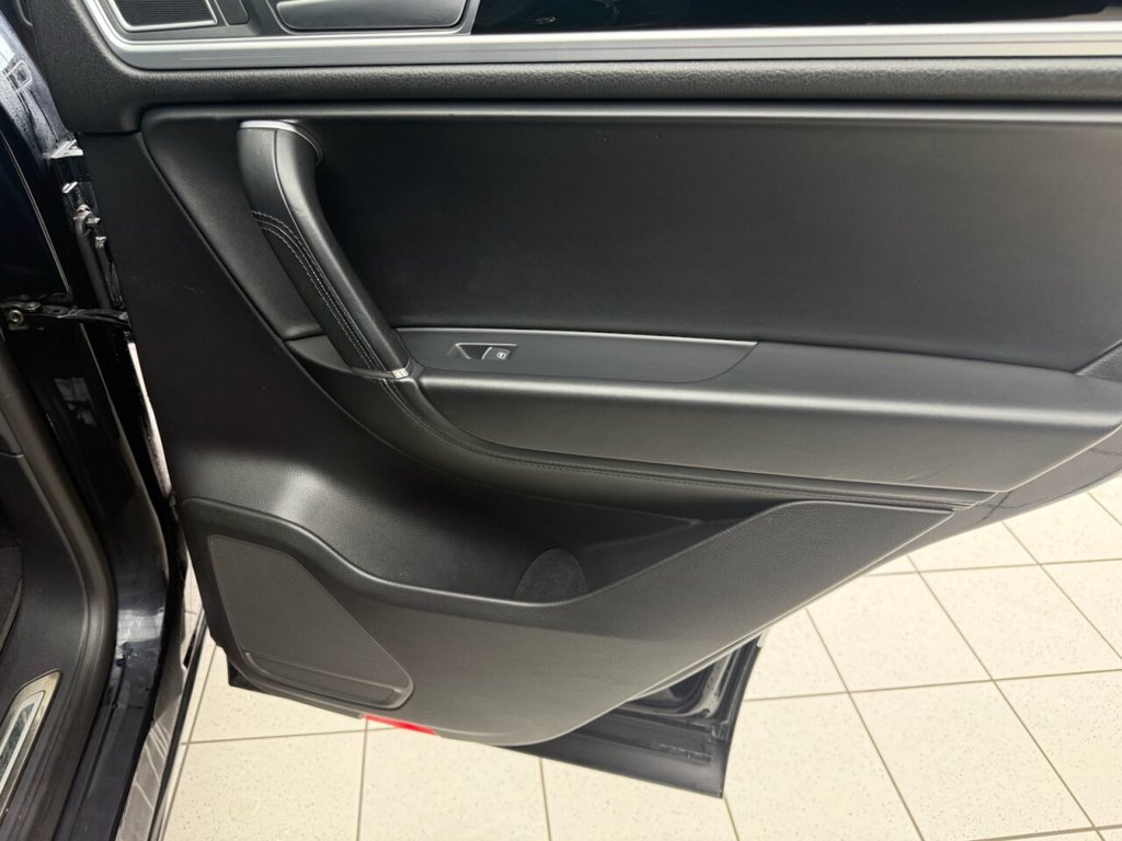 Used Volkswagen Touareg 2017 for sale - 77734753: Photo 47