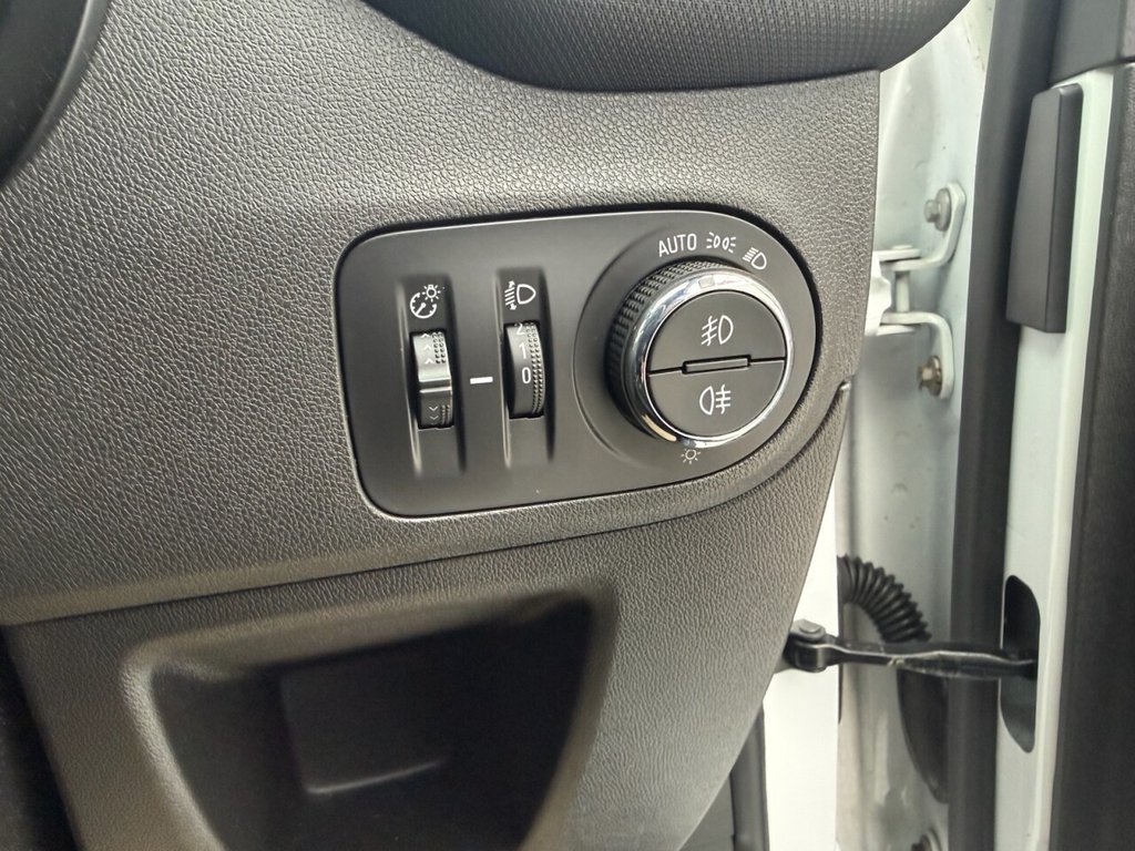 Used Vauxhall Crossland X 2019 for sale - 76730193: Photo 31