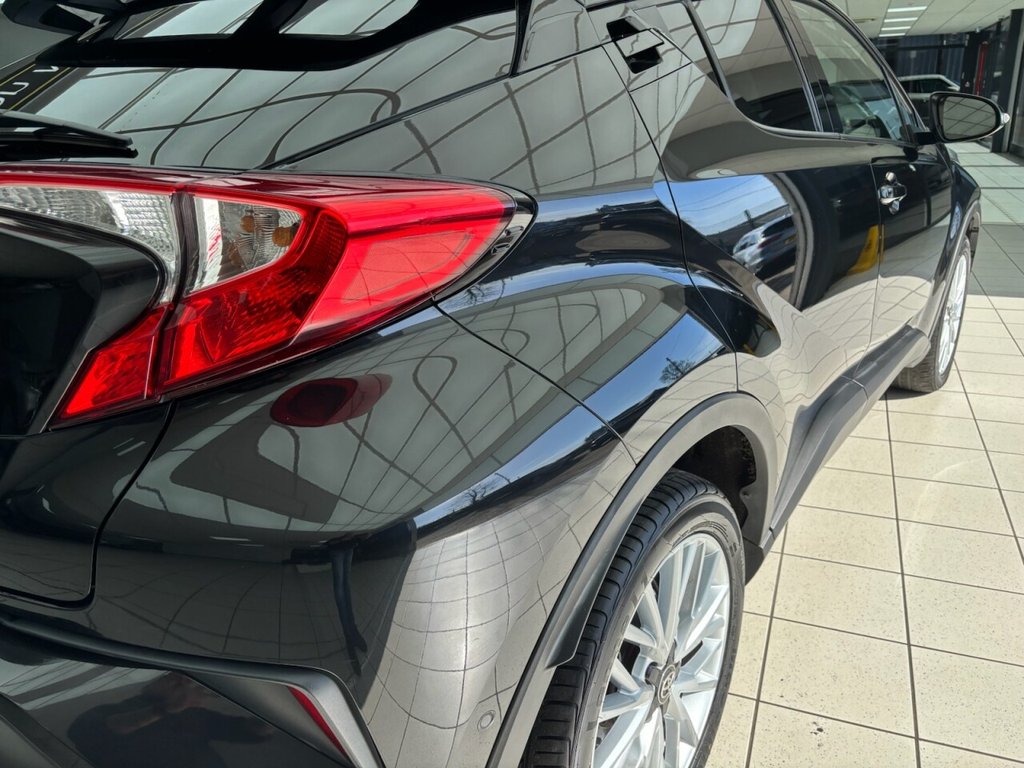Used Toyota C-HR 2017 for sale - 78167387: Photo 17