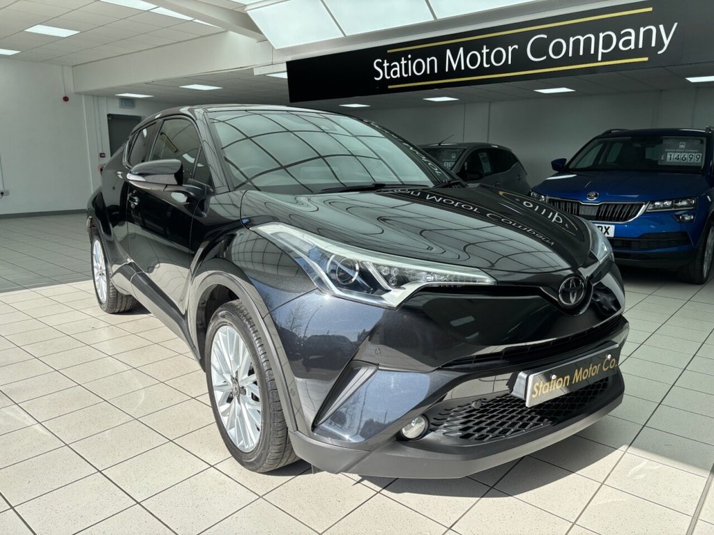 Used Toyota C-HR 2017 for sale - 78167387: Photo 2