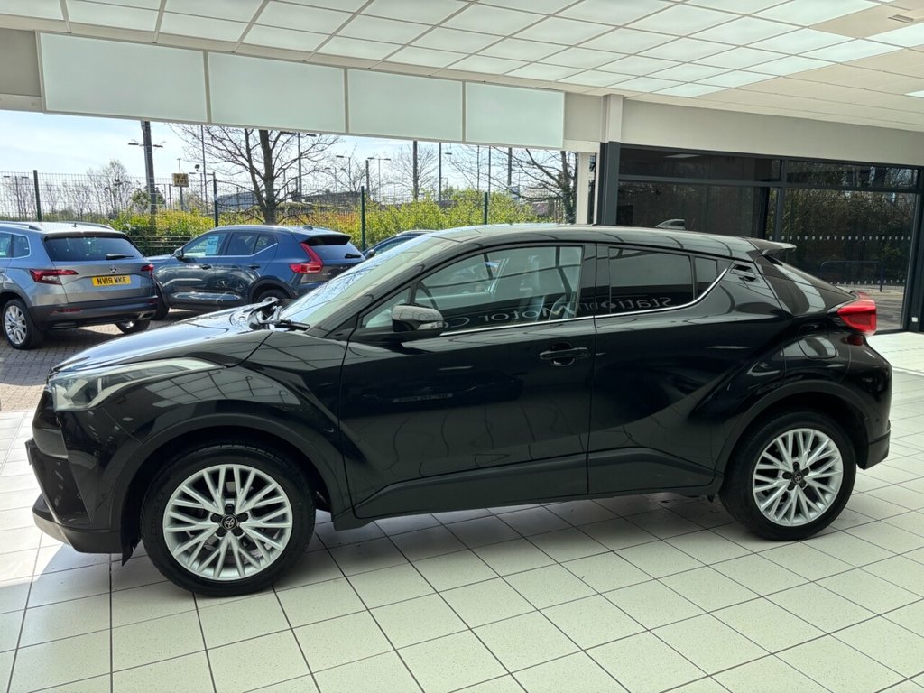 Used Toyota C-HR 2017 for sale - 78167387: Photo 7