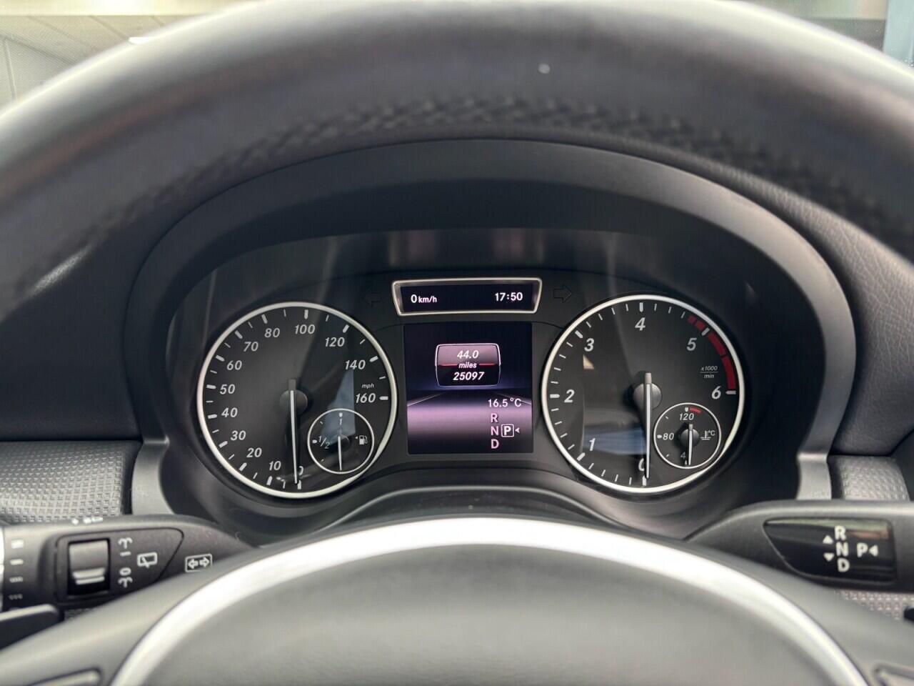 Used Mercedes-Benz A-Class 2013 for sale - 76612983: Photo 41