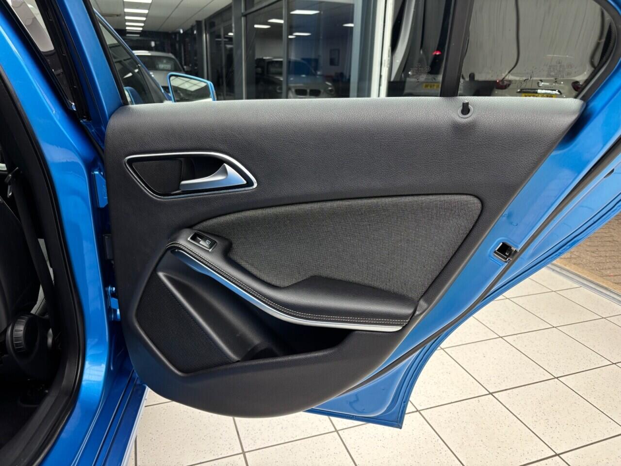 Used Mercedes-Benz A-Class 2013 for sale - 76612983: Photo 60