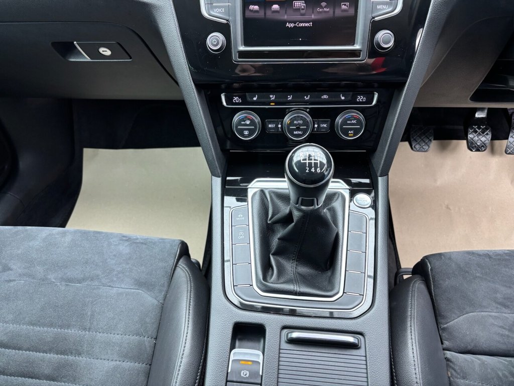 Used Volkswagen Passat 2016 for sale - 76820729: Photo 31