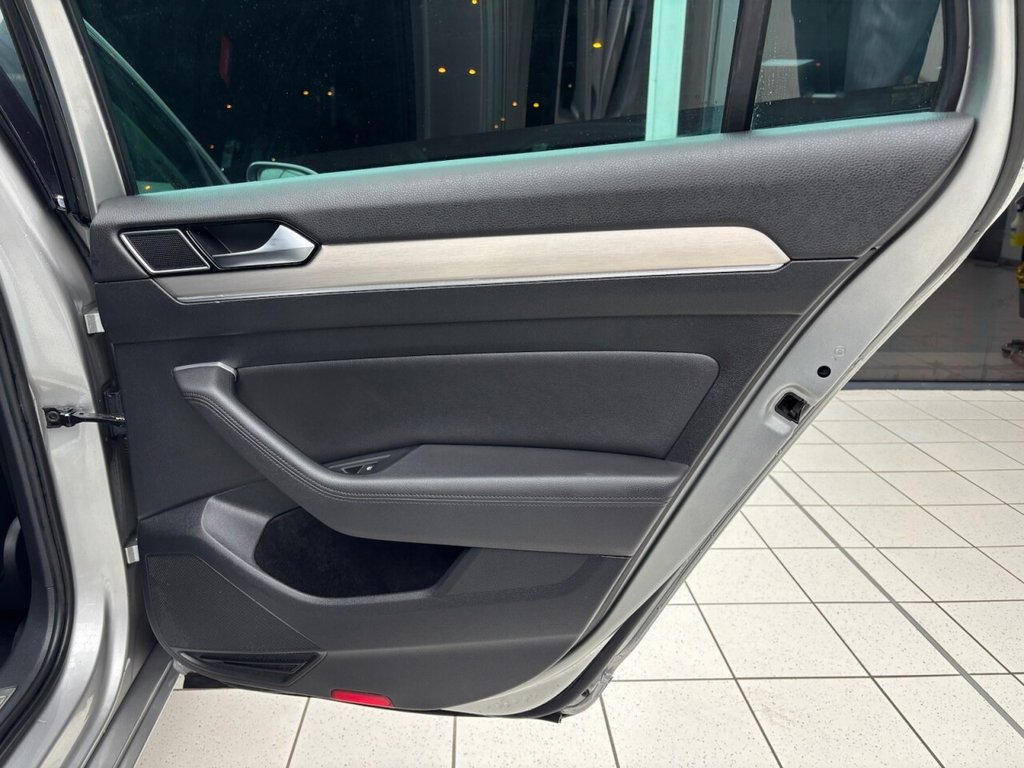 Used Volkswagen Passat 2016 for sale - 76820729: Photo 38