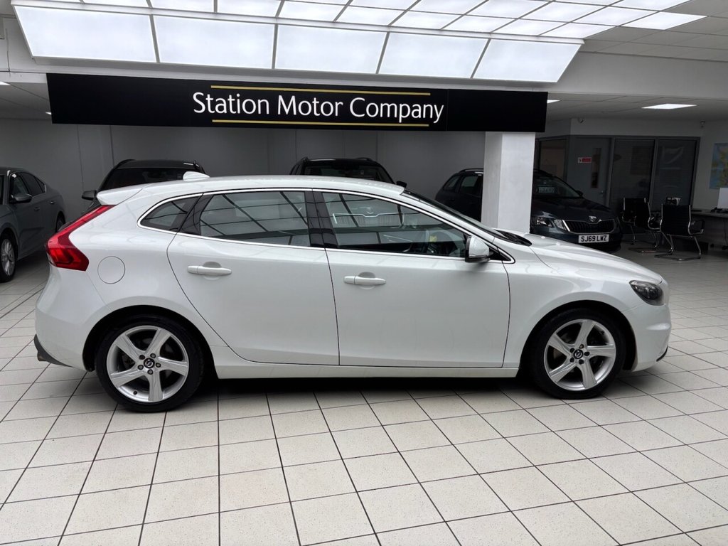 Used Volvo V40 2014 for sale - 77621737: Photo 16