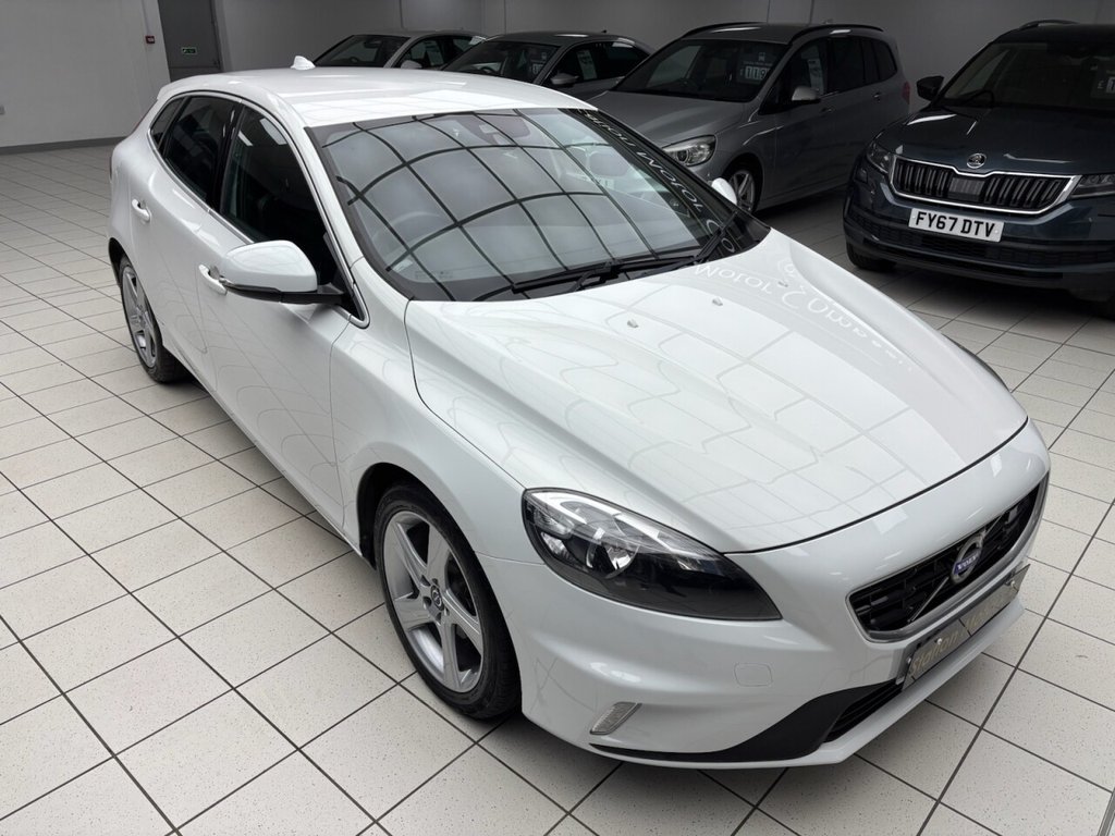 Used Volvo V40 2014 for sale - 77621737: Photo 26