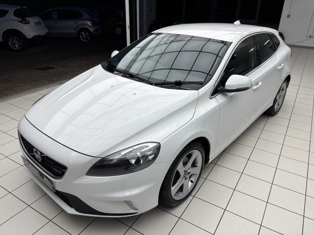 Used Volvo V40 2014 for sale - 77621737: Photo 27