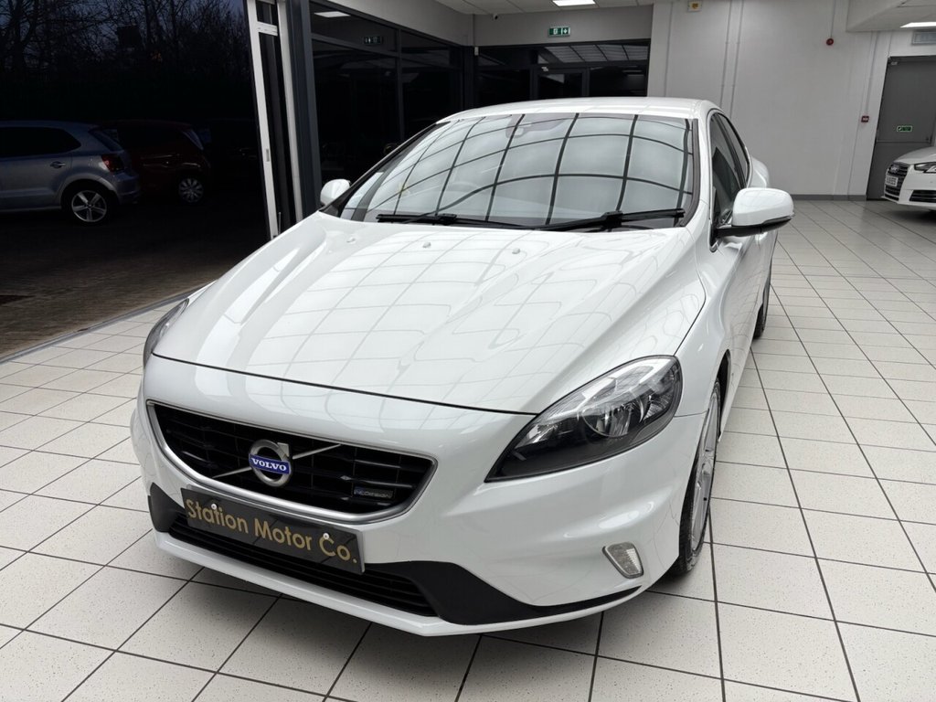 Used Volvo V40 2014 for sale - 77621737: Photo 8