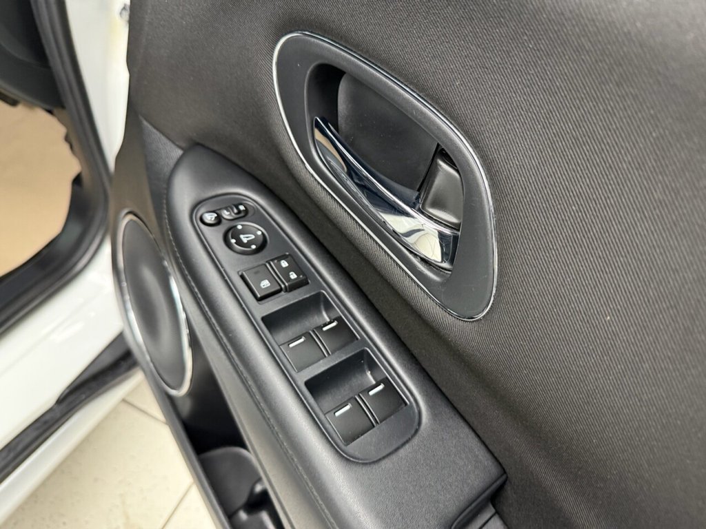 Used Honda HR-V 2017 for sale - 76962531: Photo 34