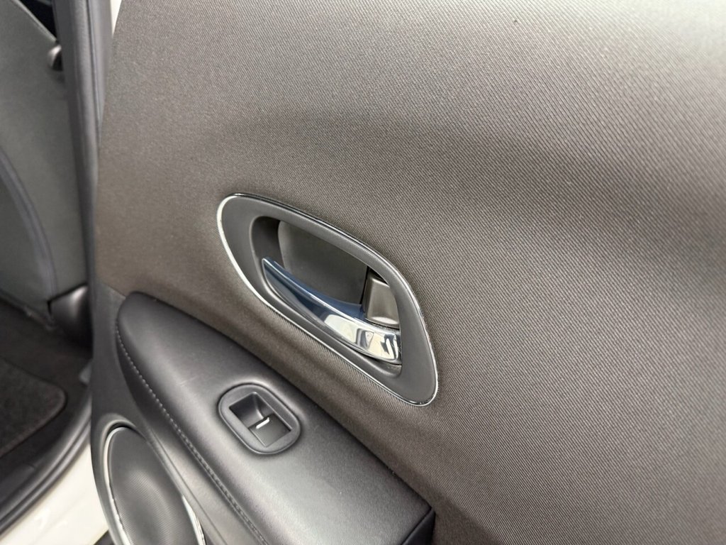 Used Honda HR-V 2017 for sale - 76962531: Photo 38