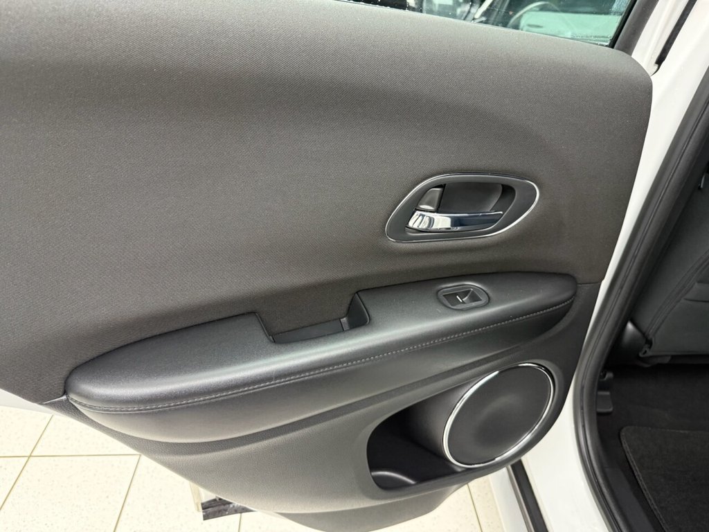 Used Honda HR-V 2017 for sale - 76962531: Photo 42