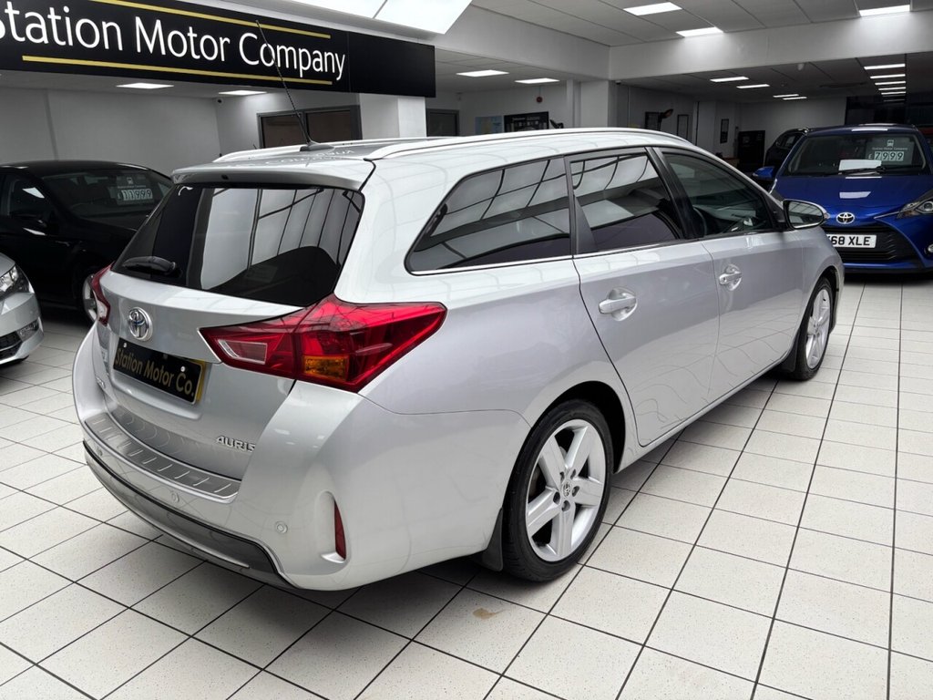 Used Toyota Auris 2014 for sale - 77250670: Photo 13