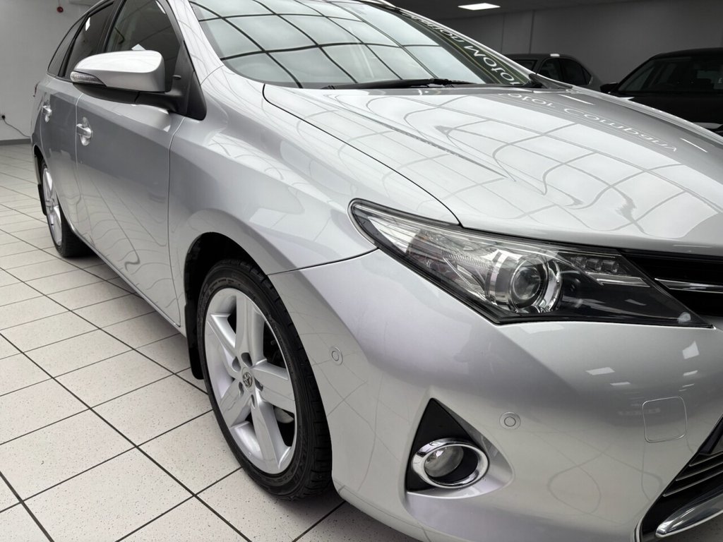 Used Toyota Auris 2014 for sale - 77250670: Photo 15
