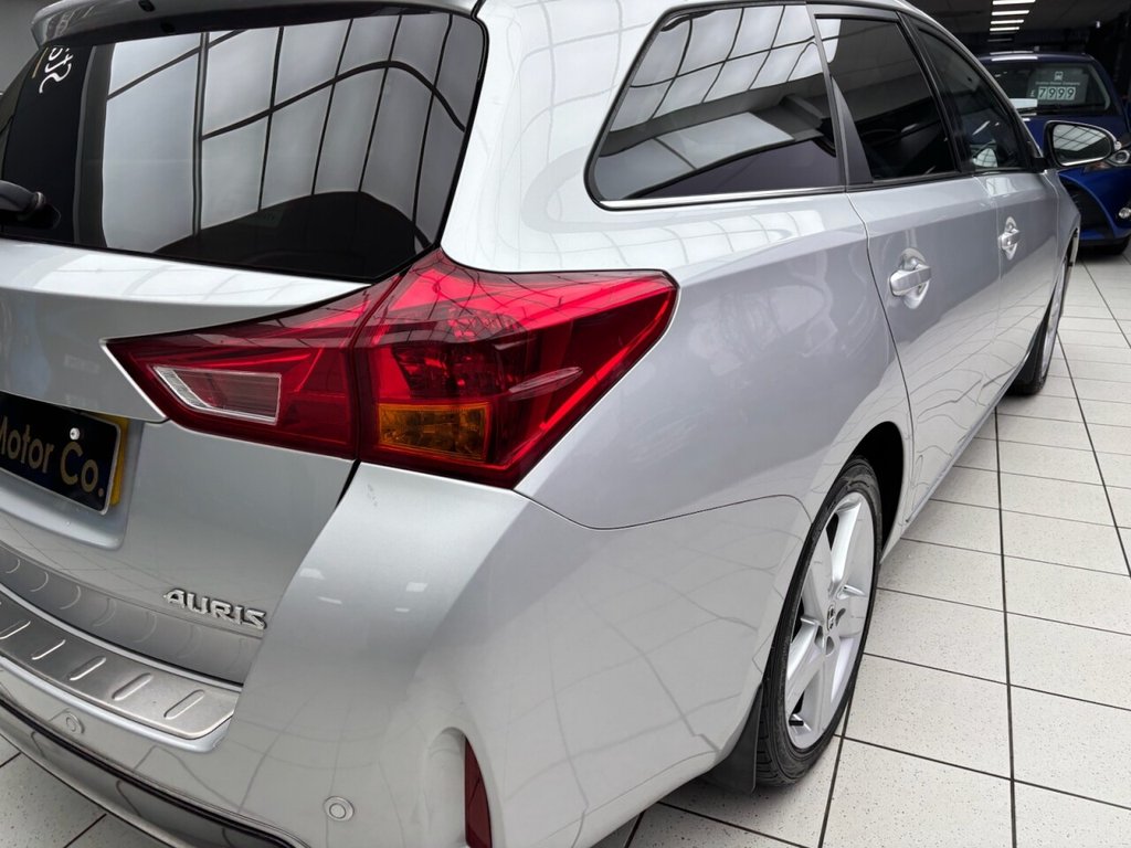 Used Toyota Auris 2014 for sale - 77250670: Photo 18