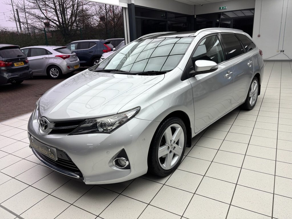Used Toyota Auris 2014 for sale - 77250670: Photo 7
