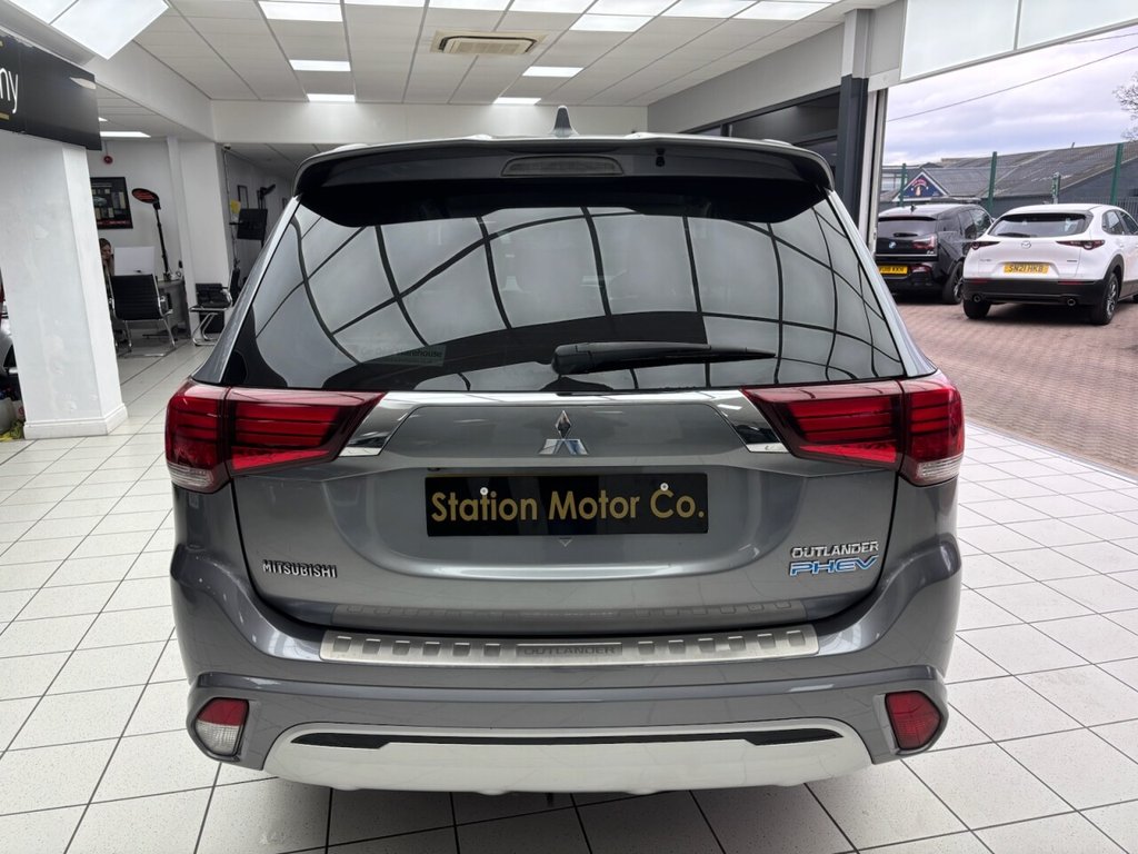 Used Mitsubishi Outlander 2018 for sale - 78181279: Photo 10