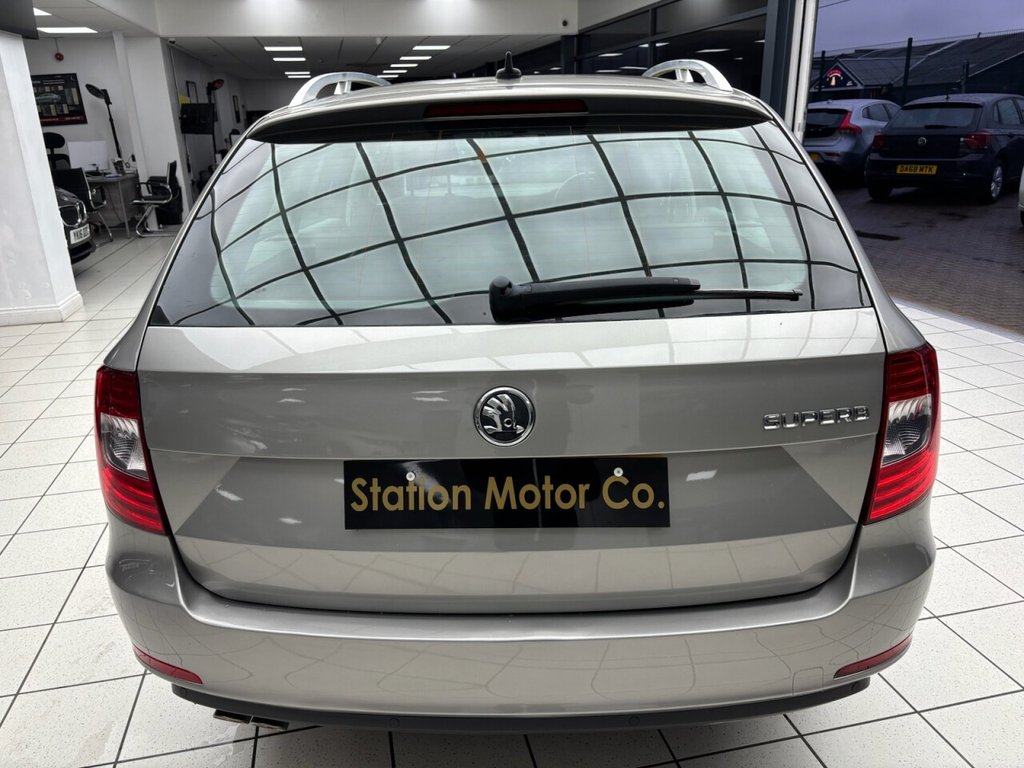 Used Skoda Superb 2013 for sale - 77384651: Photo 11