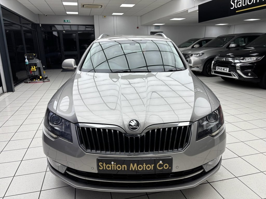 Used Skoda Superb 2013 for sale - 77384651: Photo 4