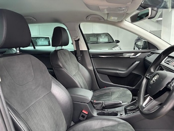 Used Skoda Octavia 2018 for sale - 76612866: Photo