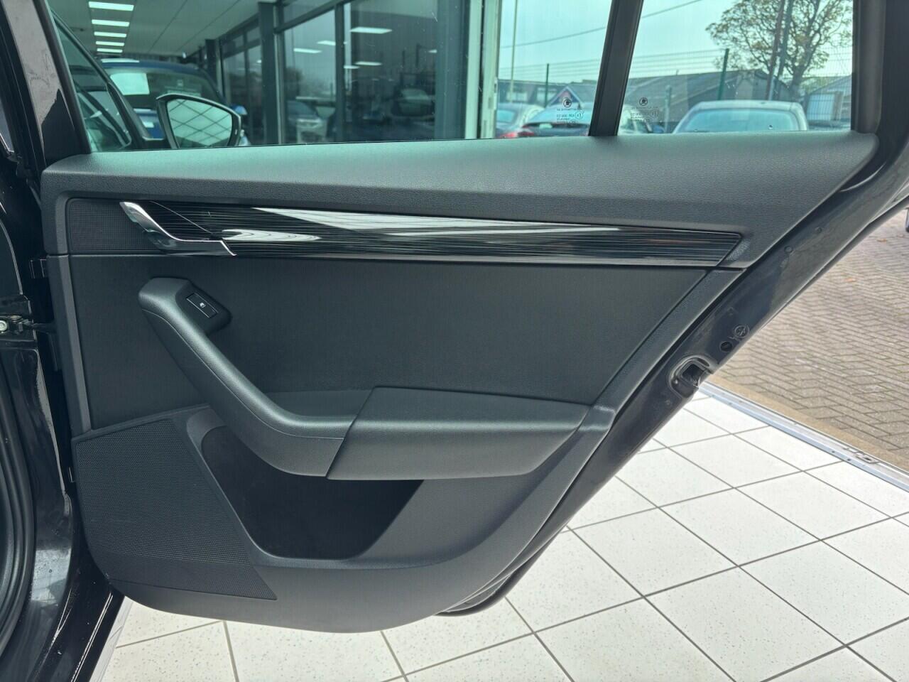 Used Skoda Octavia 2018 for sale - 76612866: Photo 46