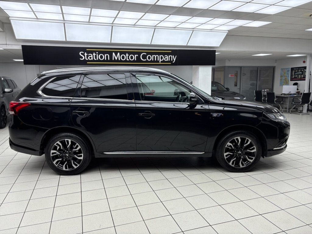 Used Mitsubishi Outlander 2017 for sale - 77408594: Photo 13