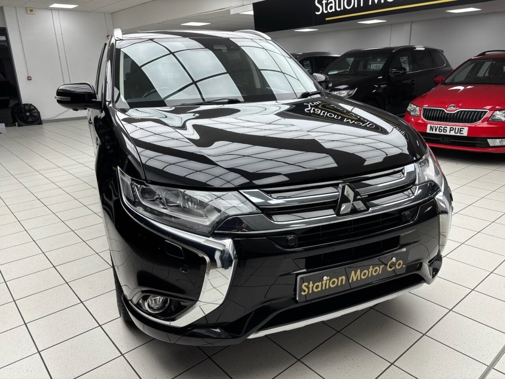 Used Mitsubishi Outlander 2017 for sale - 77408594: Photo 3