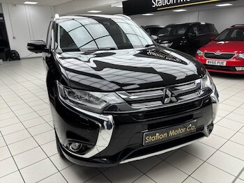 Used Mitsubishi Outlander 2017 for sale - 77408594: Photo