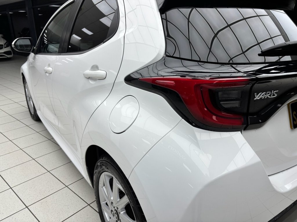 Used Toyota Yaris 2021 for sale - 77263680: Photo 16