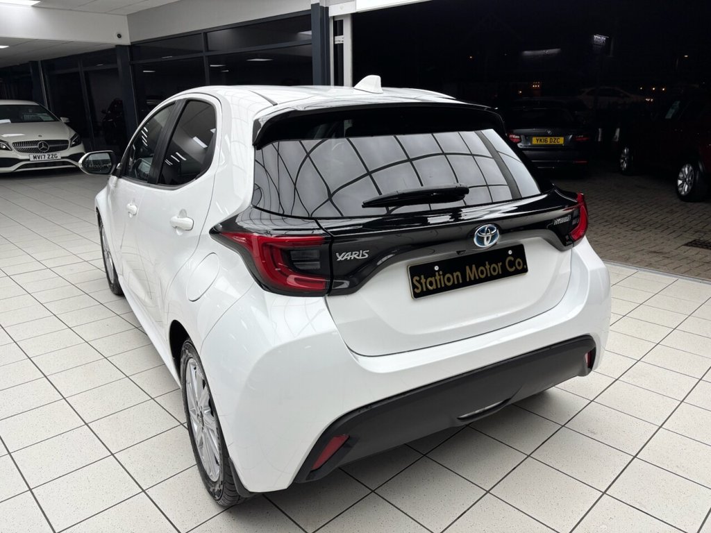 Used Toyota Yaris 2021 for sale - 77263680: Photo 9