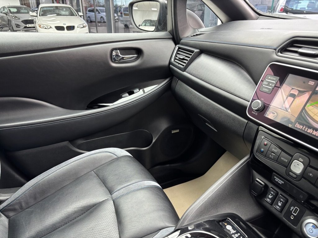 Used Nissan Leaf 2020 for sale - 77007007: Photo 30