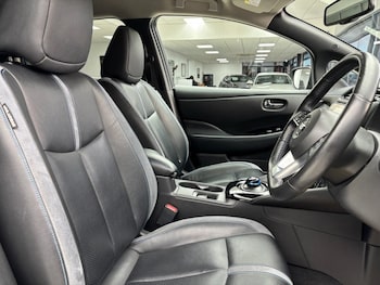 Used Nissan Leaf 2020 for sale - 77007007: Photo