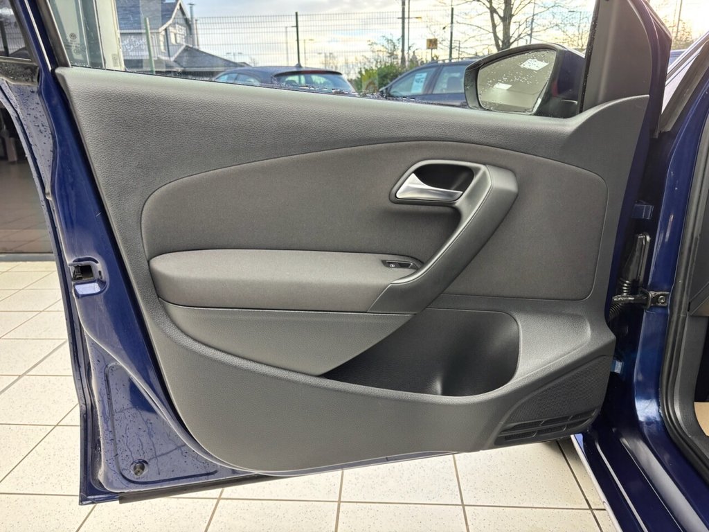 Used Volkswagen Polo 2011 for sale - 76841446: Photo 27