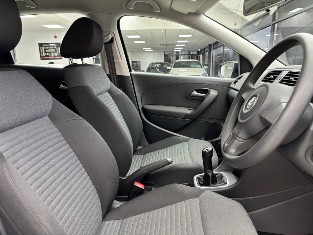 Used Volkswagen Polo 2011 for sale - 76841446: Photo 3