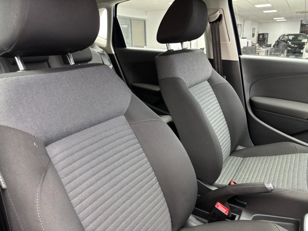 Used Volkswagen Polo 2011 for sale - 76841446: Photo 30