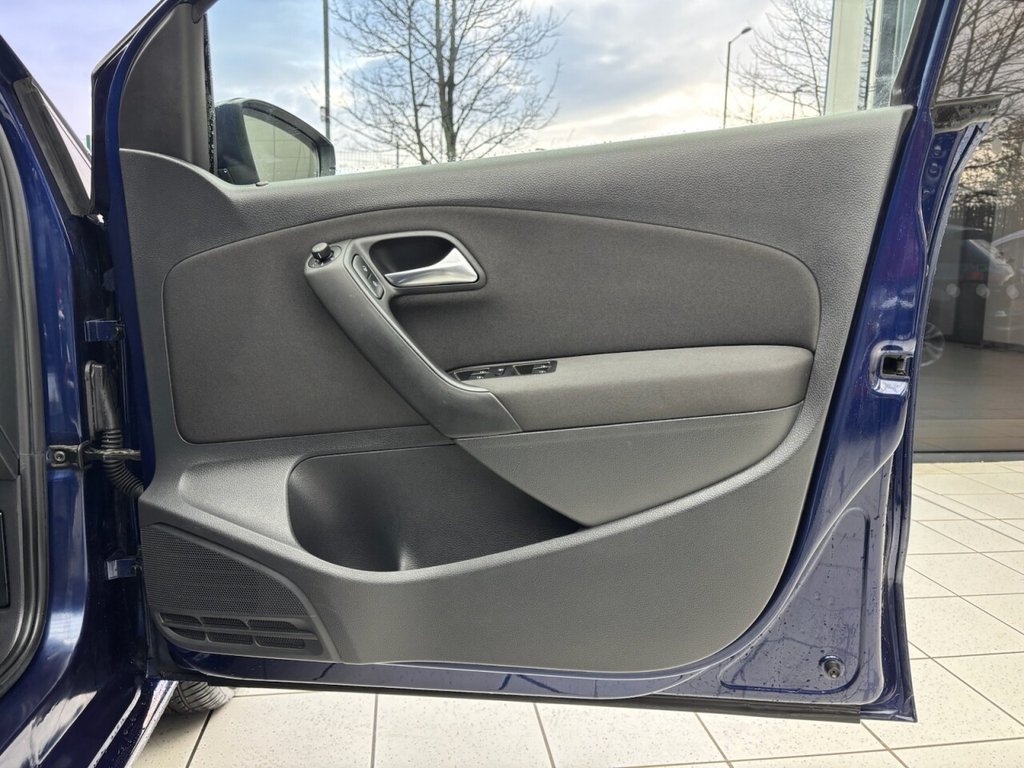 Used Volkswagen Polo 2011 for sale - 76841446: Photo 31