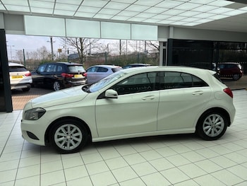 Used Mercedes-Benz A-Class 2014 for sale - 77765578: Photo