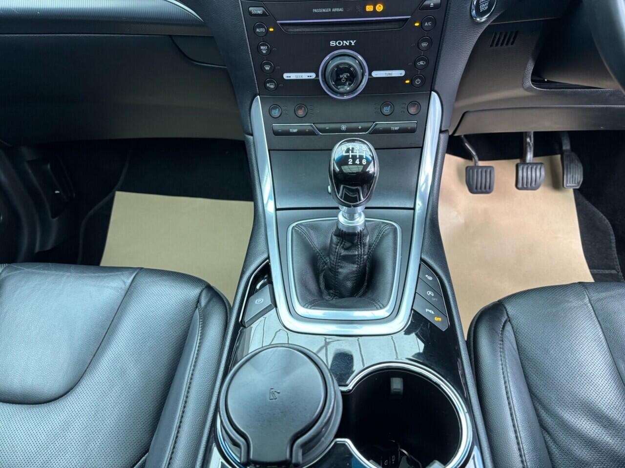 Used Ford Edge 2017 for sale - 76612819: Photo 32