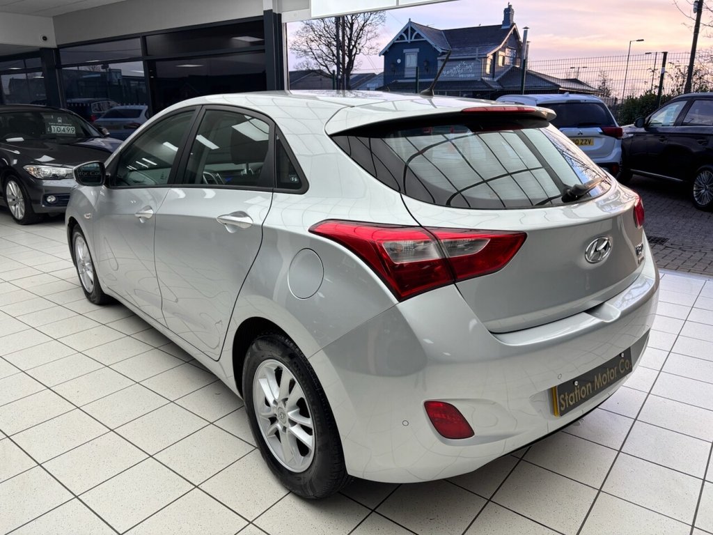 Used Hyundai i30 2013 for sale - 77161740: Photo 9