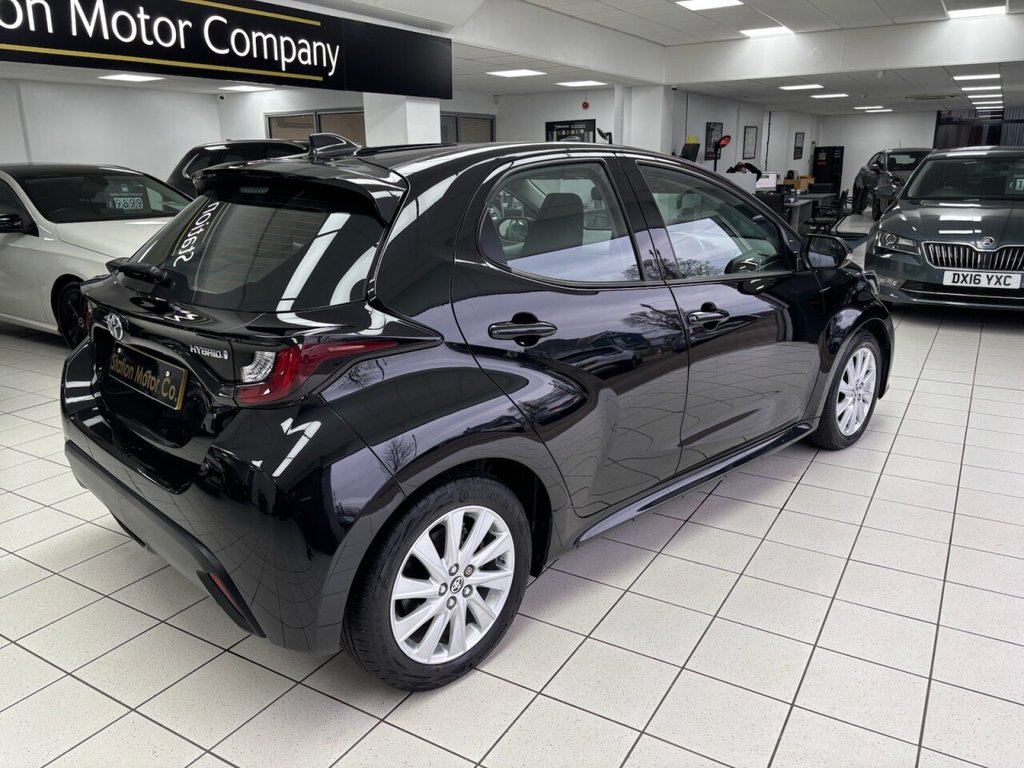 Used Toyota Yaris 2020 for sale - 76751149: Photo 12