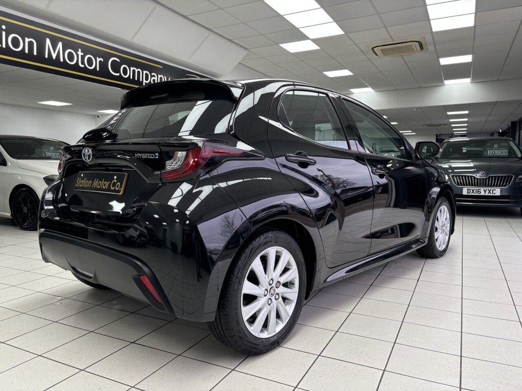 Used Toyota Yaris 2020 for sale - 76751149: Photo 19